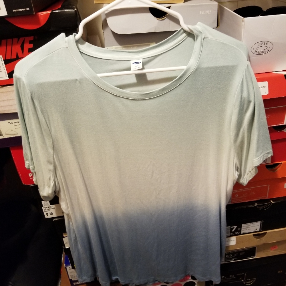 Old Navy Gradient Shirt